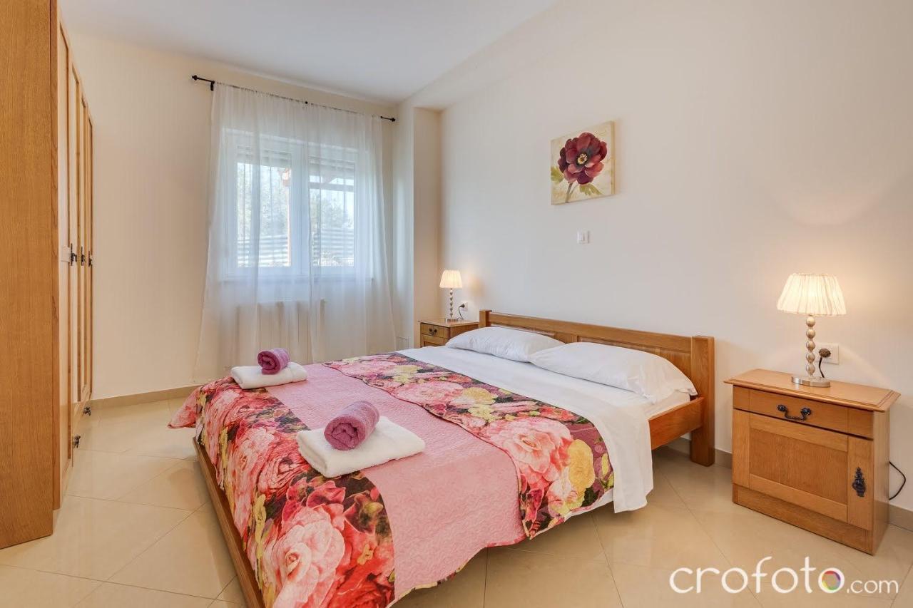 Apartmani Niko Kožino エクステリア 写真